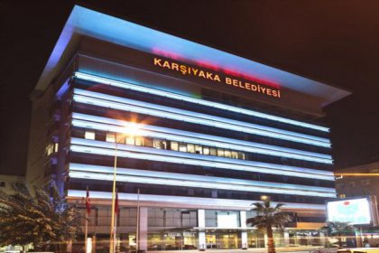 Karşıyaka Belediyesi Şiir Atölyesi'nden 'Mutlulukla Gülümse'' etkinliği