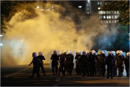 Kennedy Caddesi'nde gazlı müdahale