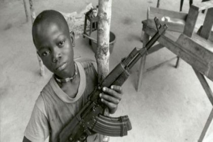 Küresel silah ticareti çocuk asker kullanımına katkı sağlıyor