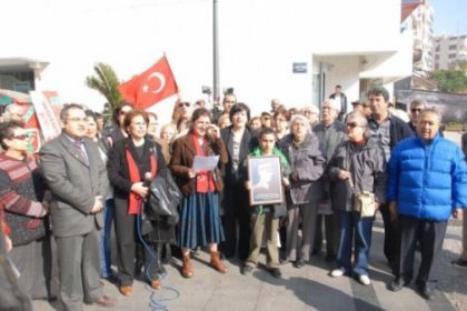 Latife Hanım Grubu İzmir Baro Başkanını protesto edecek