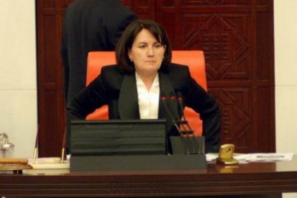 Meral Akşener: Meclis'te örtünmeyeceğim