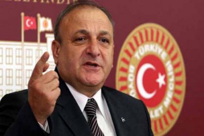 MHP'li Vural: Başbakan her kalıba giren karton kahraman
