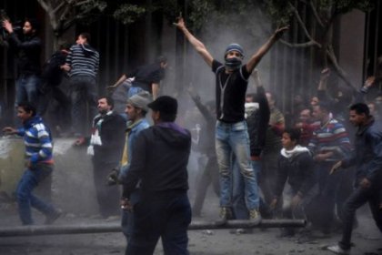 Mısır'da devrimi yapan gençleri "terörist" ilan ettiler