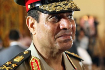 Mısır'da yönetim orduda!