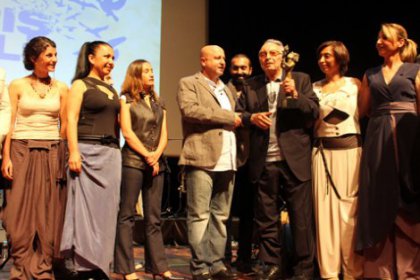 Orhan Doğan Barış Ödülü Kardeş Türküler'in