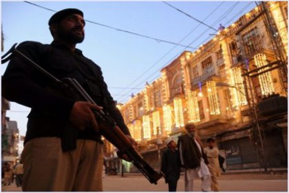 Pakistan'da ölenlerin sayısı 40'a yükseldi