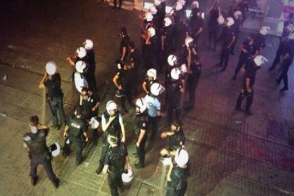 Polis İstiklal Caddesi'ne yeniden saldırdı