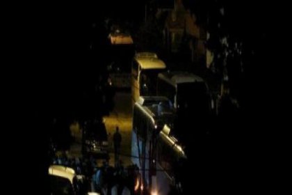 Reyhanlı'daki Suriyeliler gece yarısı otobüslerle götürüldü