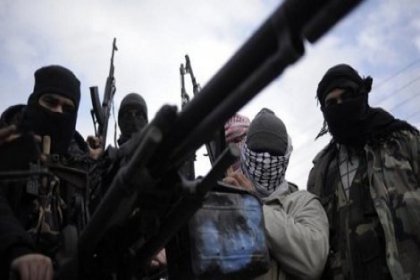 Rusya: El Kaide, 200 sivil Kürt'ü canlı kalkan olarak kullanıyor