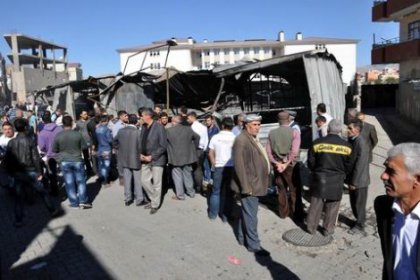 Şırnak Valisi: Cizre'de 100 el yapımı bomba, 700 molotof ele geçti