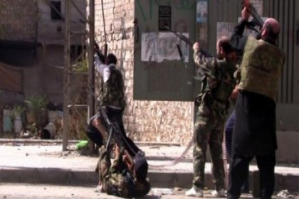 Suriyeli muhaliflere silah ambargosu kaldırıldı