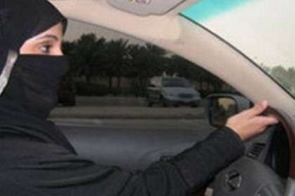 Suudi Şeyh'ten araba kullanan kadınlar için tartışma yaratacak sözler
