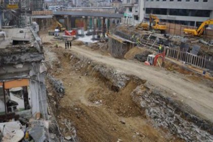 Taksim Meydanı'nın altından Ermeni mezarları çıktı