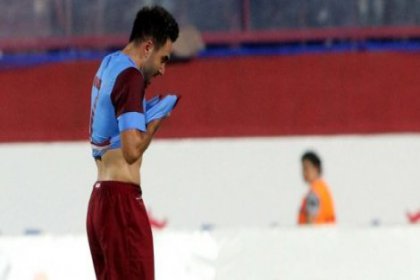 Tribünlerin tepkisi Volkan'ı ağlattı!..