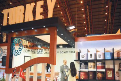 Türk edebiyatı İngiltere’ye çıkarma yaptı