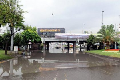 Unkapanı Köprüsü sular altında kaldı