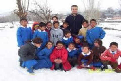 ''Vanlı çocuklar için bir mont bir bot''