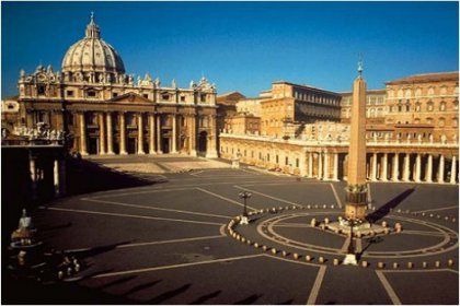 Vatikan'da Papalık seçimi başladı