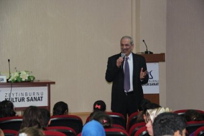 'Yazarlar en güzel kitabı yazamadan ölürler'