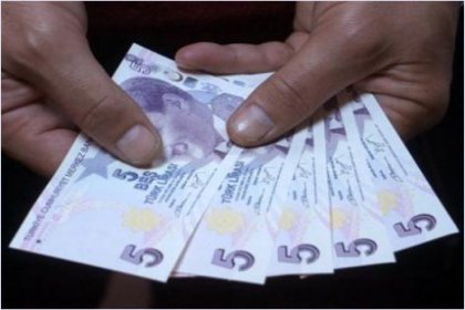 Yeni 5 liralık banknotlar piyasada