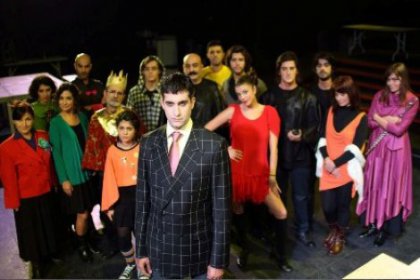 Yeni Şafak: 'Gezi Parkı Eylemi Tiyatro Oyununda Prova Edildi!'