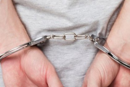 Yolsuzluk operasyonunda 24 kişi tutuklandı