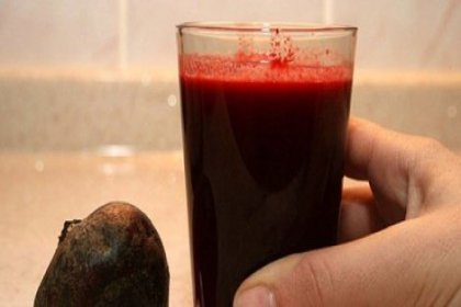 Yüksek tansiyona karşı kırmızı pancar suyu