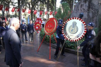 Zübeyde hanım kabri başında anıldı