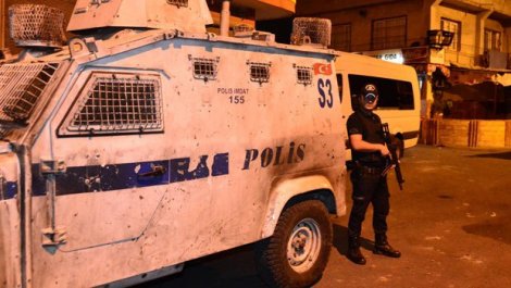 Adana'da şafak vakti PKK operasyonu