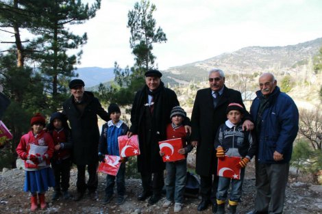 Akif Kemal Akay, 'Ekmekten sonra halkın ilk ihtiyacı eğitimdir'