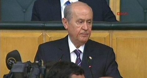 Bahçeli: İki yaşlı darbeciyle güç gösterisi yapılmasın