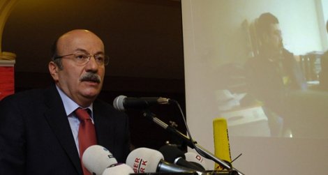 Bekaroğlu: CHP'yi sol bir parti olarak görmüyorum