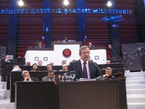 CHP’nin İBB Grup Başkanvekili Ertuğrul Gülsever seçildi