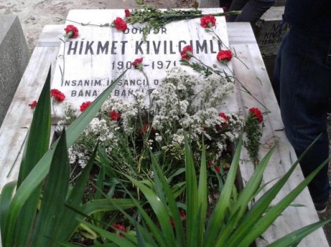 Dr. Hikmet Kıvılcımlı ölümünün 43. yılında anıldı