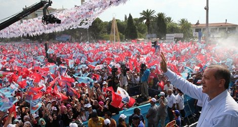 Erdoğan'ın mitinginde hırsız şoku