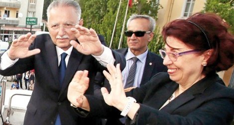 Füsun İhsanoğlu: Çok üzülüyorum, şaşkınım!