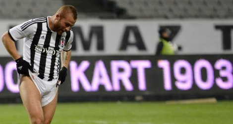 Gökhan Töre'ye silahlı saldırı!