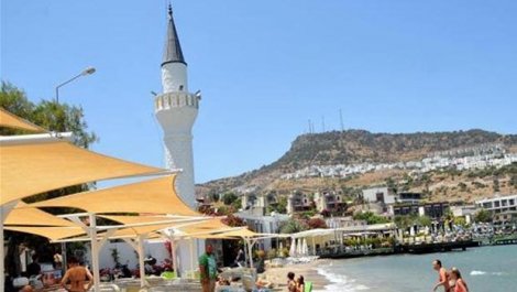 Hükümetten plaja cami adımı