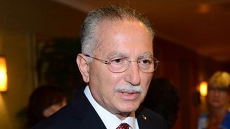 İhsanoğlu: Aynı Abdestle Ömür Boyu Namaz Kılınmaz