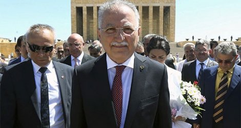 İhsanoğlu'ndan Tayyip Erdoğan'ın adaylığı ile ilgili ilk yorum