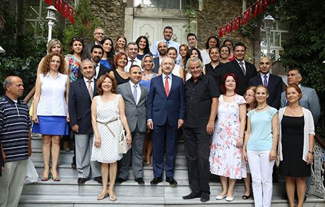 Kılıçdaroğlu Özel Taş İlköğretim Okulu’nu ziyaret etti