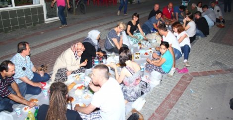 Kırklareli'de tekrar Kardeşliğin Sofrası Kuruluyor