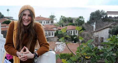 'Kırmızı fularlı kız' dağa çıktı!