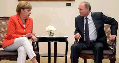 Merkel ve Putin'in gizlice görüştüğü iddiası