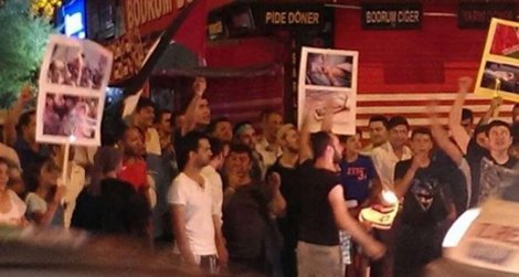 Ortaköy Sinagogu'na yumurtalı saldırı