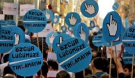 Padişah yetkisi, İnternet erişimi Başbakan'ın talimatıyla engellenecek