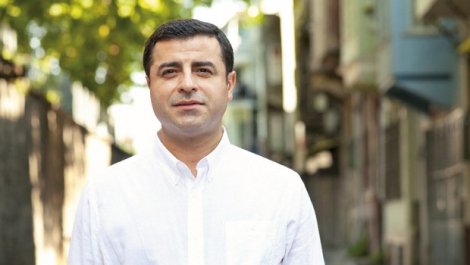 Selahattin Demirtaş'a Sosyal medya hesabı açıldı