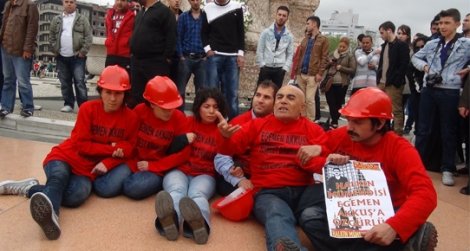 Taksim'de eylem yapan grup gözaltına alındı