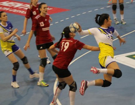 Yenimahalle play-off yarı final biletini aldı