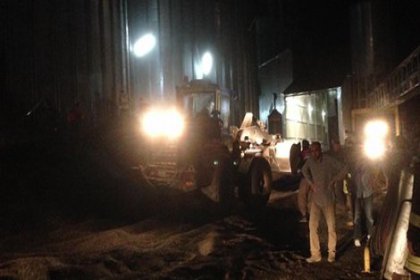 500 ton Ayçiçek çekirdeğinin altında kaldı
